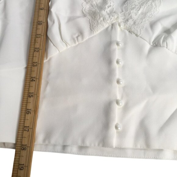 feminine  Babydoll Cropped Top Womens Sz L White Lace V Neck Angelcore dainty - Picture 10 of 16